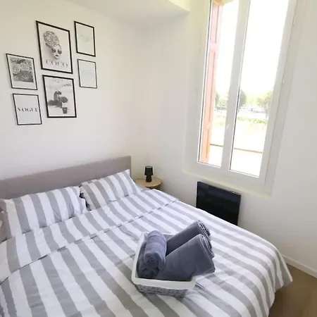 Le Mediterraneen *t2 Apartament Lourdes